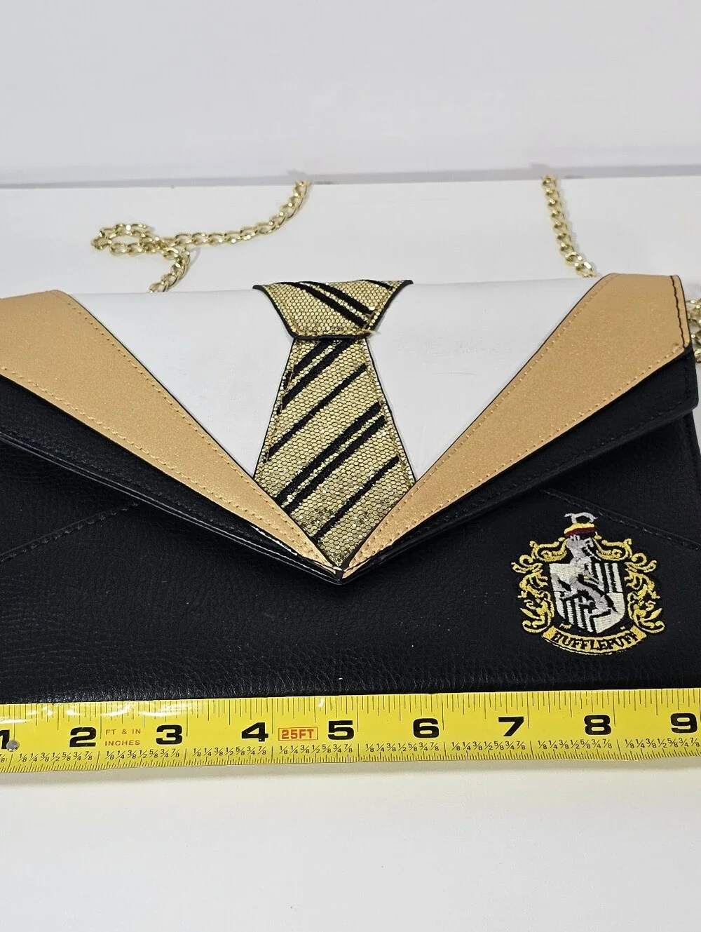 Danielle Nicole x Harry Potter Hufflepuff Uniform Clutch Gold Chain